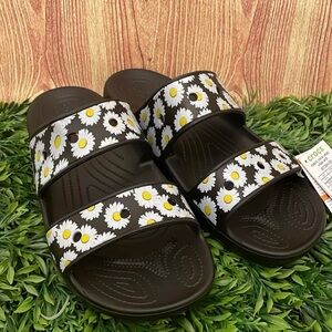 Classic Crocs Vacay Vibes Sandals